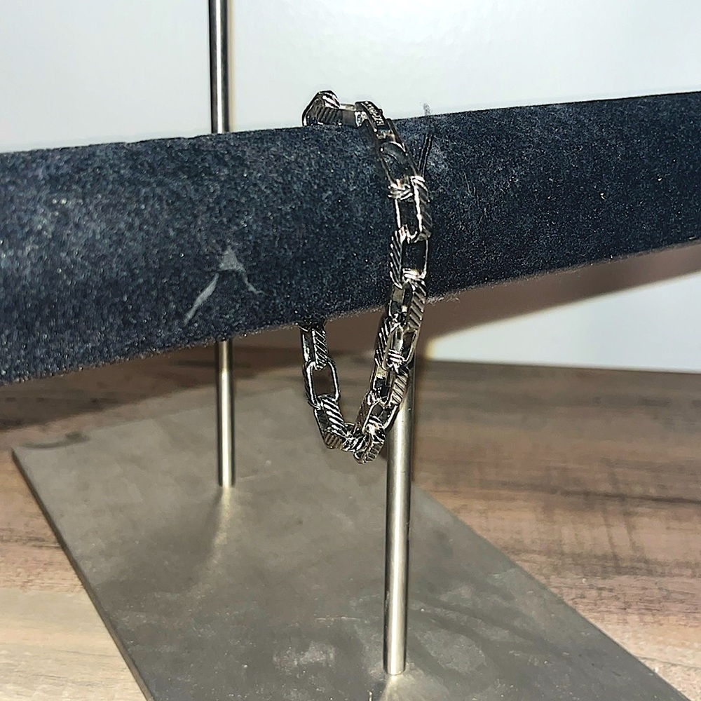 Express Men’s Women’s Unisex Bracelet